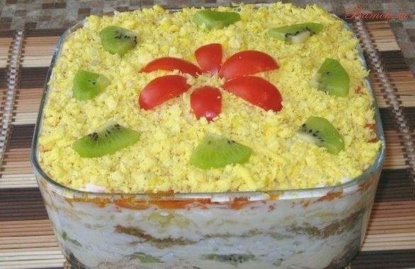 Салат из курицы с морковью по-корейски и киви