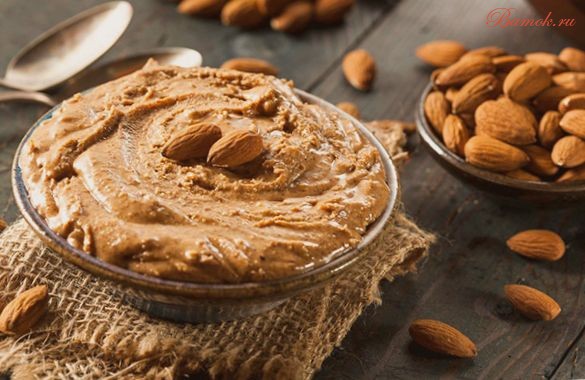 Легкая шоколадно-миндальная паста