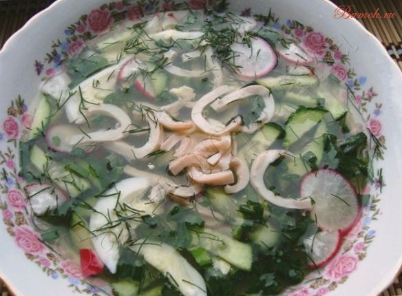 Овощная окрошка с кальмарами на квасе Овощная окрошка с кальмарами на квасе