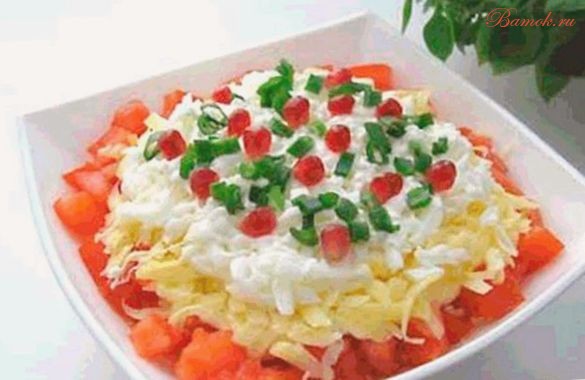 Салат из форели, сыра и яиц Салат из форели, сыра и яиц