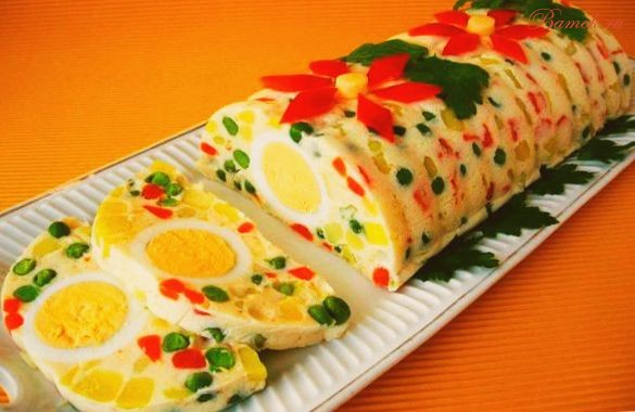 Салат-желе с ветчиной, яйцом и овощами Салат-желе с ветчиной, яйцом и овощами