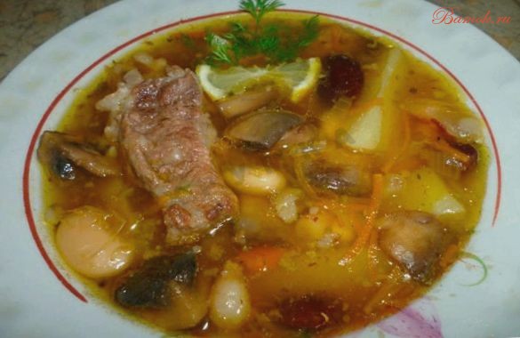Суп из фасоли с ребрами Суп из фасоли с ребрами