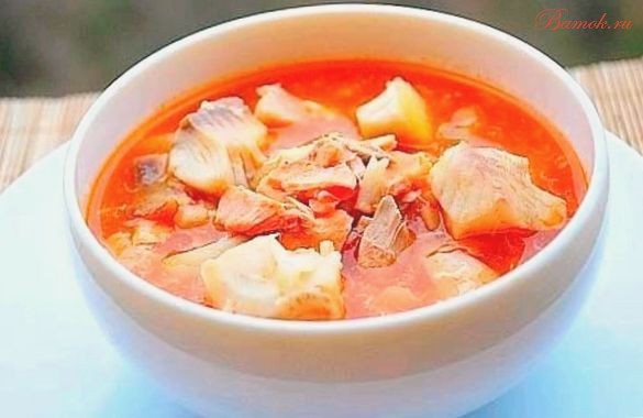 Уха из осетра с томатной пастой