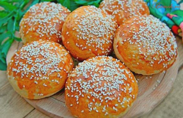 Ласковые булочки с кунжутом Ласковые булочки с кунжутом