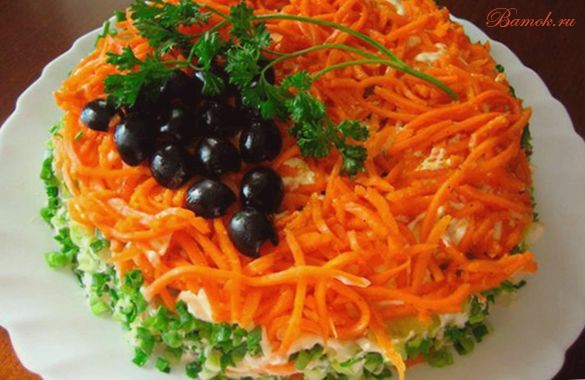 Салат «Изабелла» с копченым окороком Салат «Изабелла» с копченым окороком