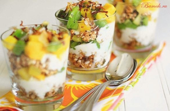 Нежное парфе с ананасом и киви Нежное парфе с ананасом и киви