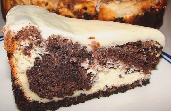 Аппетитный чизкейк с шоколадным печеньем Аппетитный чизкейк с шоколадным печеньем