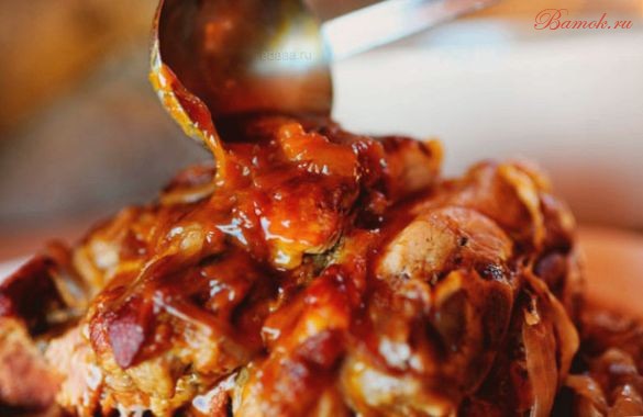 Филе свинины тушеное с яблоками по-польски Филе свинины тушеное с яблоками по-польски