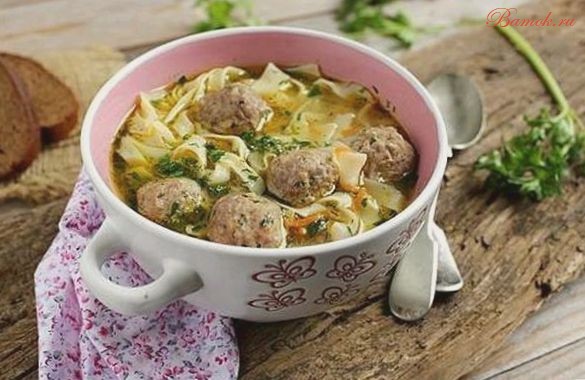 Лапша с фрикадельками по-домашнему Лапша с фрикадельками по-домашнему