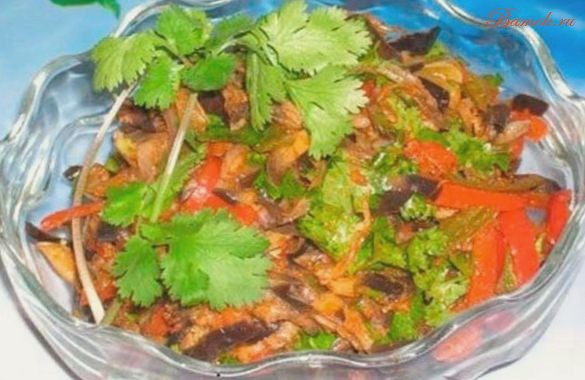 Салат «Татарский» с сардинами и говядиной Салат «Татарский» с сардинами и говядиной