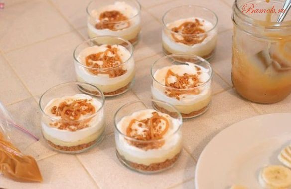 Бананово-карамельный десерт в креманках Бананово-карамельный десерт в креманках