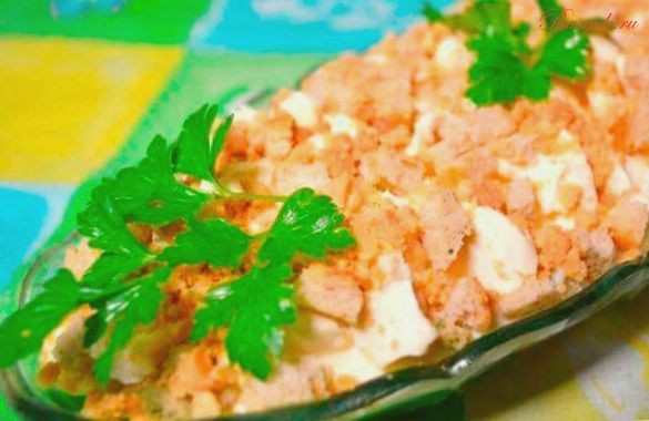 Салат «Искушение» с копченой курицей