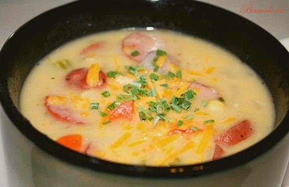 Суп из плавленых сырков с копченой колбасой Суп из плавленых сырков с копченой колбасой