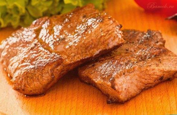 Сочный бифштекс из говядины в соусе