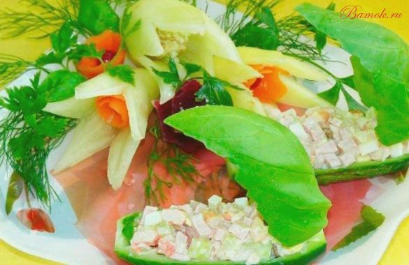 Огуречные лодочки с крабовым салатом