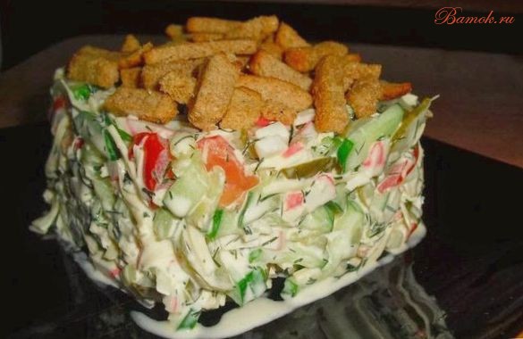 Салат «Сочная хрустяшка» с крабовыми палочками Салат «Сочная хрустяшка» с крабовыми палочками