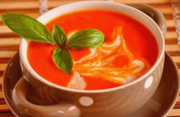 Томатный суп с чесноком и базиликом Томатный суп с чесноком и базиликом