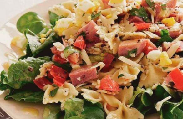 Итальянский салат с макаронами и болгарским перцем