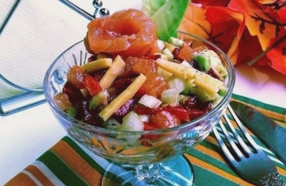 Салат «Фобос» с семгой Салат «Фобос» с семгой