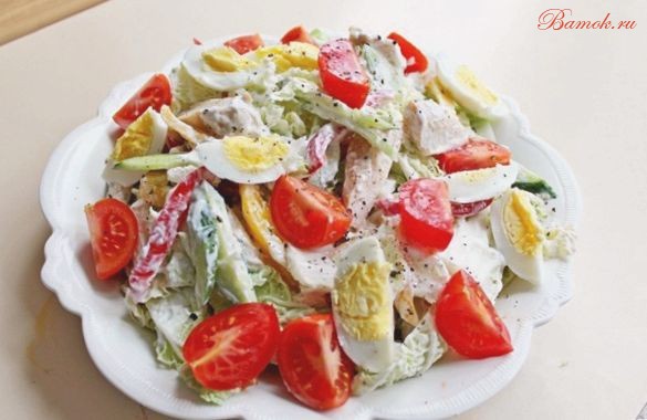 Салат «Пригажуня» с куриным филе Салат «Пригажуня» с куриным филе