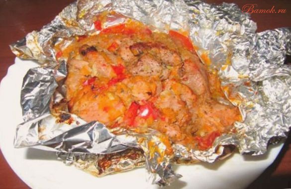 Узелки из фольги с мясом и сыром