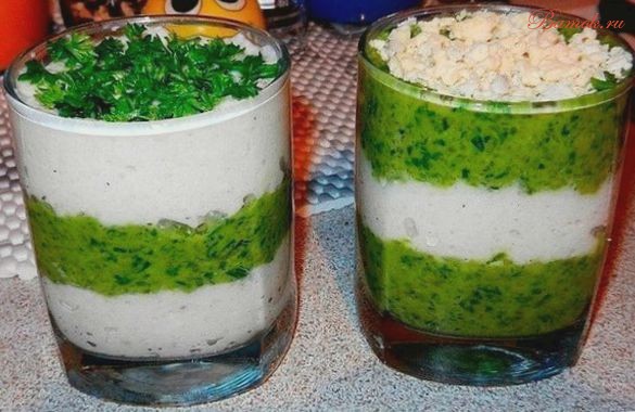 Диетический салат-коктейль с кальмарами