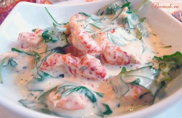 Легкий салат из раков и зелени Легкий салат из раков и зелени