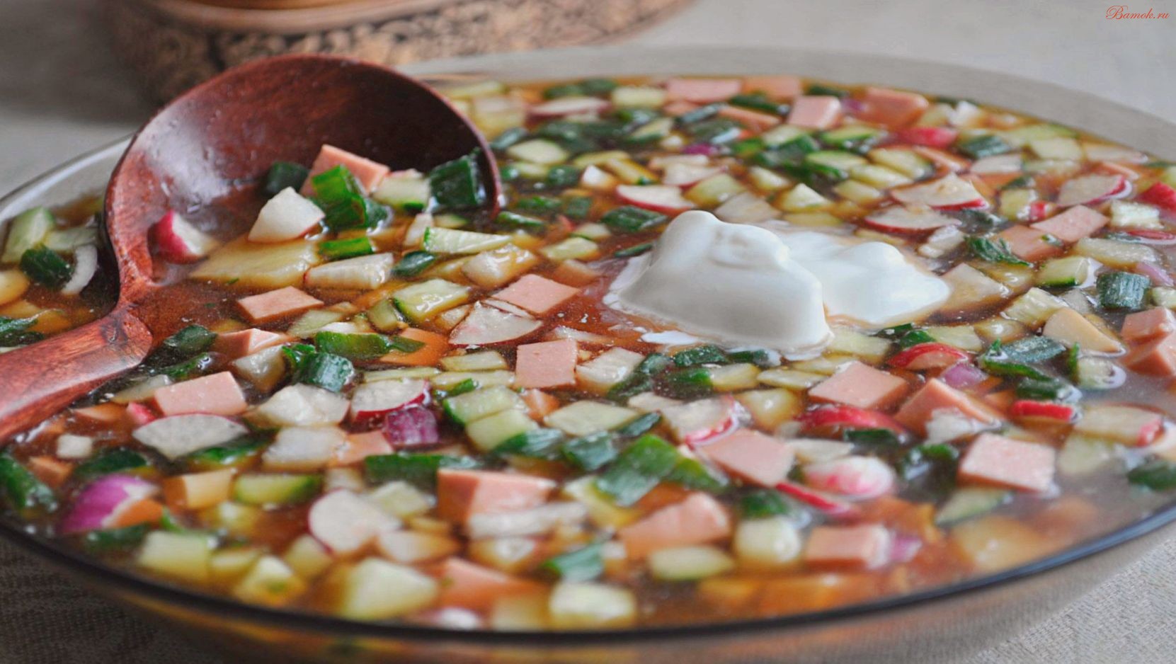 Окрошка с колбасой на квасе классическая