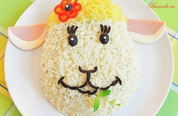 Салат «Овечка» с копченым мясом Салат «Овечка» с копченым мясом