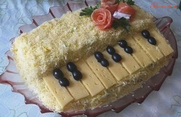 Салат слоеный "Белый рояль"