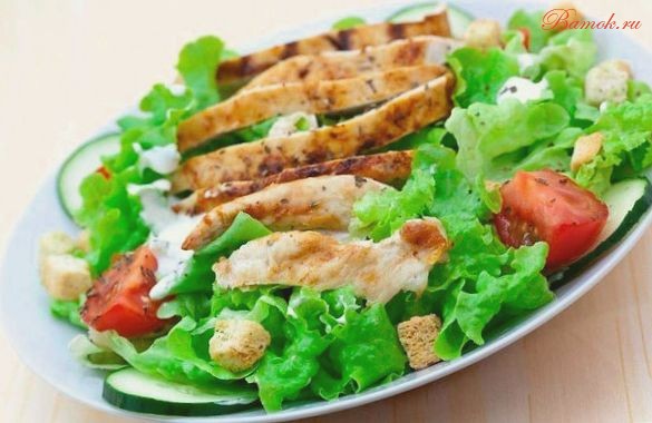 Салат «Сытный» с куриным филе Салат «Сытный» с куриным филе