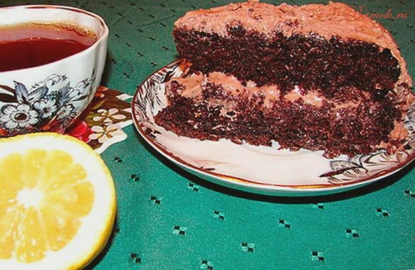 Шоколадный торт на кипятке и молоке