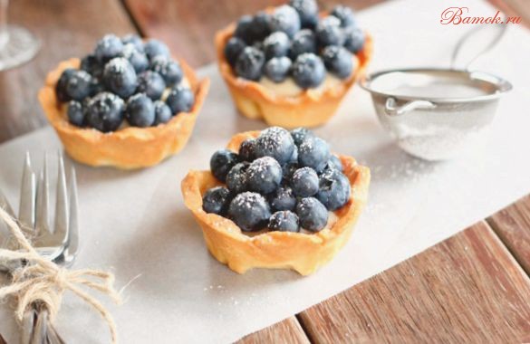 Лимонные корзинки с черникой и джемом