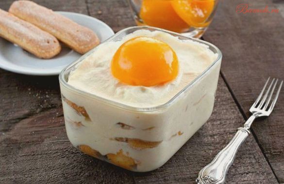 Нежный персиковый тирамису