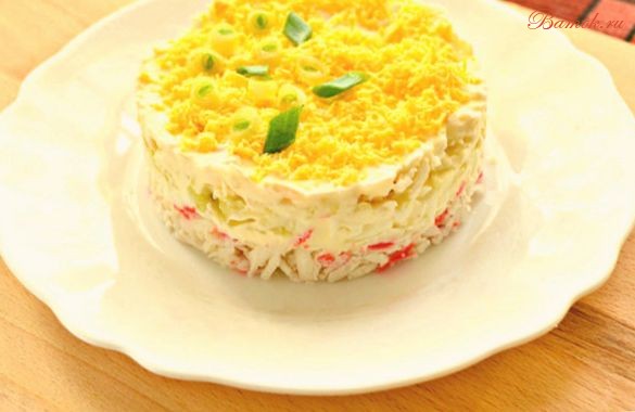 Салат слоеный с яблоками Салат слоеный с яблоками