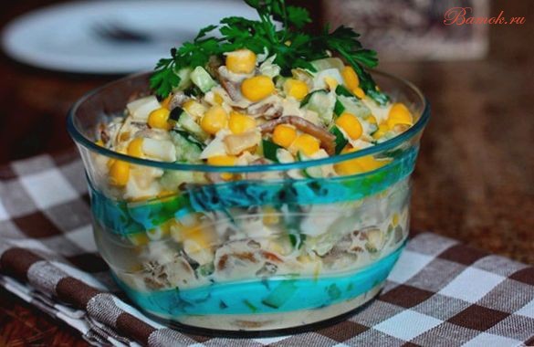 Салат «Зодиак» с кукурузой