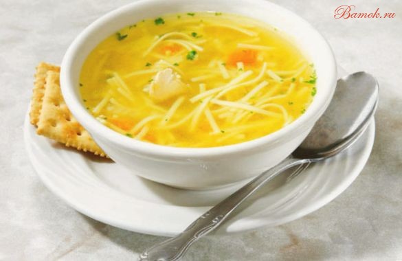 Суп с лапшой по-домашнему на курином бульоне