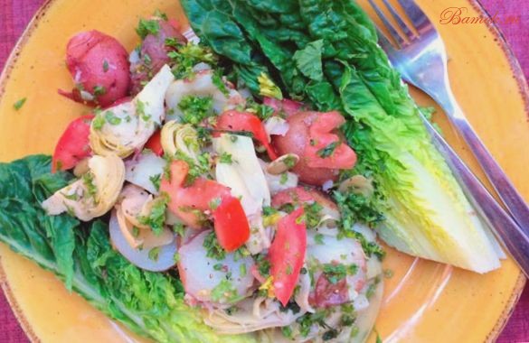 Калифорнийский куриный салат с авокадо