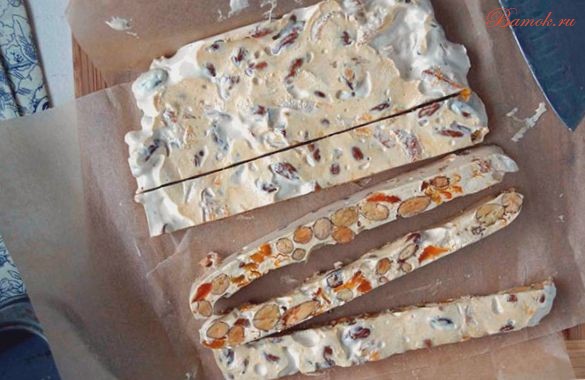 Мягкая нуга с курагой и миндалем