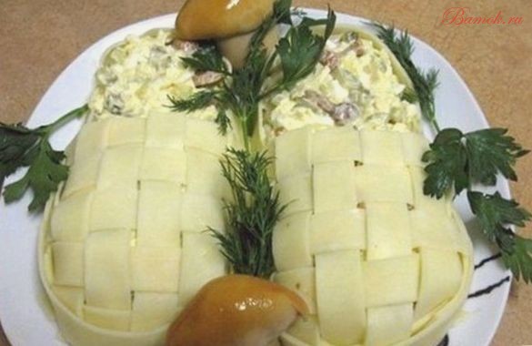 Салат «Лапоточки и грибочки» с опятами Салат «Лапоточки и грибочки» с опятами