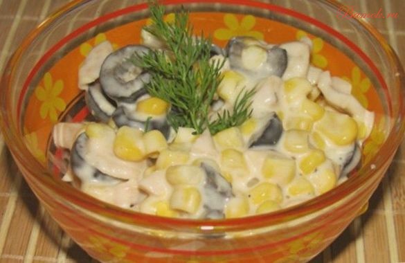 Салат «Пальчики оближешь» со сметаной