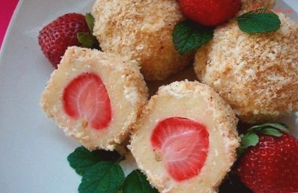 Домашнее рафаэлло с клубникой