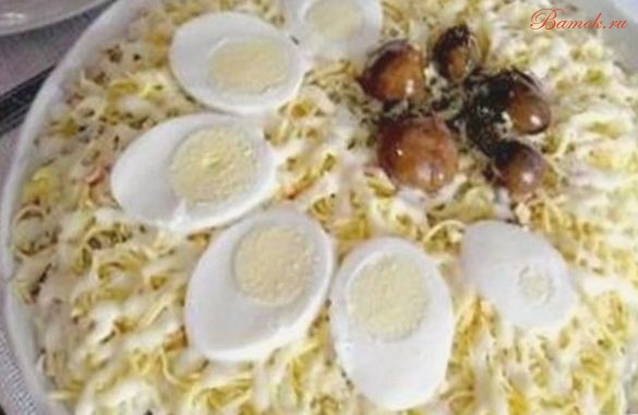 Мясной салат «Мельник» с грибами и сыром Мясной салат «Мельник» с грибами и сыром