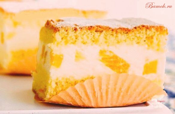 Торт с творожным кремом и консервированными ананасами