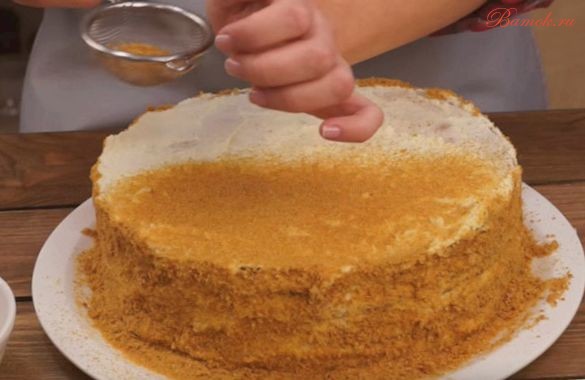 Торт с медом и заварным кремом «Рыжик»