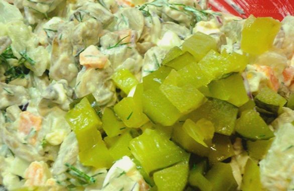 Салат из огурцов и яиц к празднику Салат из огурцов и яиц к празднику