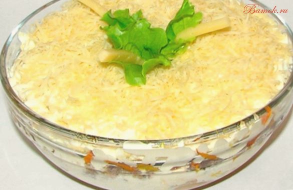 Салат с шампиньонами и сардинами