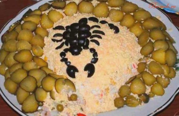 Слоеный куриный салат «Скорпион»