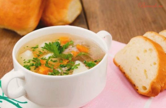 Суп с мясными фрикадельками и овощами Суп с мясными фрикадельками и овощами