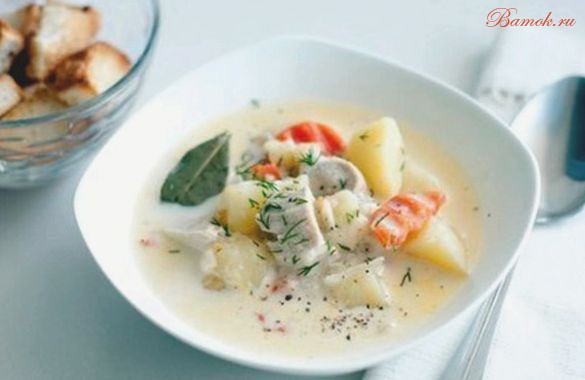 Суп с плавленым сыром и куриной грудкой Суп с плавленым сыром и куриной грудкой